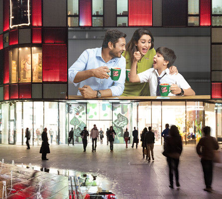 Die Werbung der Anzeigen-Kiosk-Anschlagtafel P4 führte Videodigitale beschilderung für Einkaufszentrum
